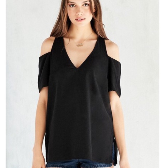 Urban Outfitters Tops - Silence + Noise Black Jules blouse size small